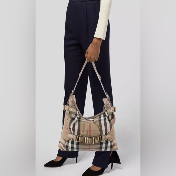 Burberry House Check tote - Picture 8 of 14